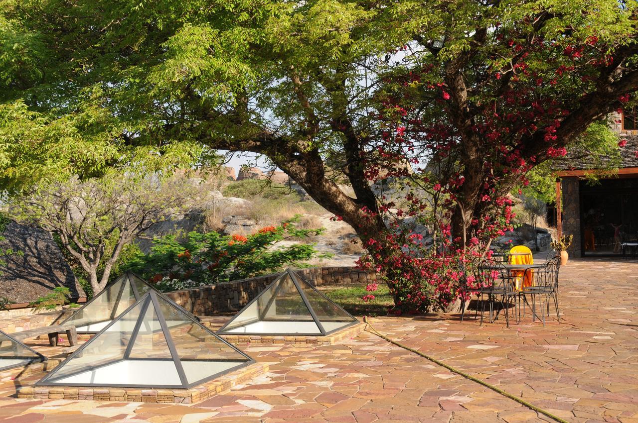 فندق Le Jardin Du Roy Ranohira المظهر الخارجي الصورة